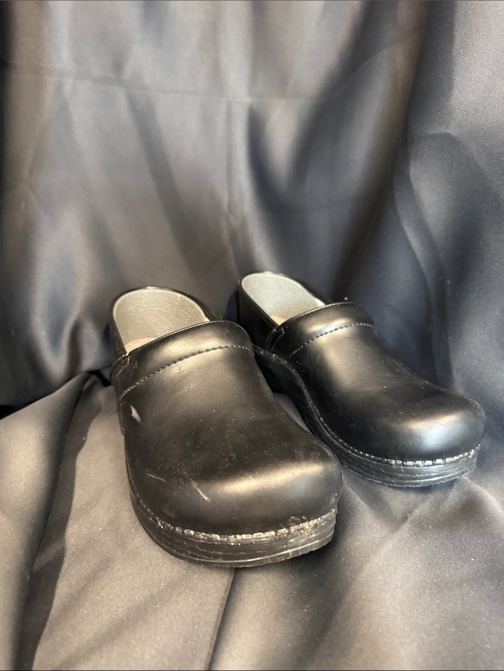 Women’s Black Slip-On Work Clogs with Cushioned Insole